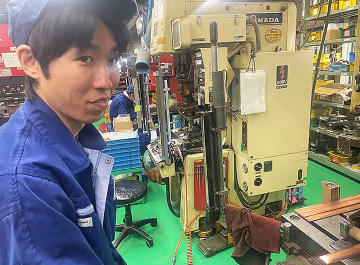 K・K【プレス・板金】